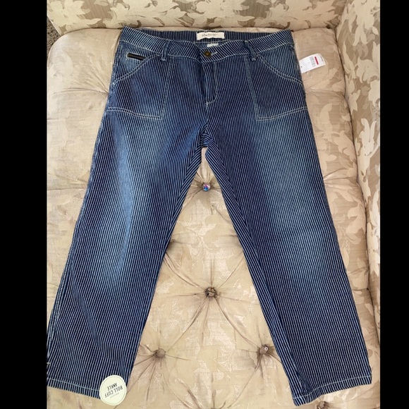 Stripped Jeans - Picture 1 of 6